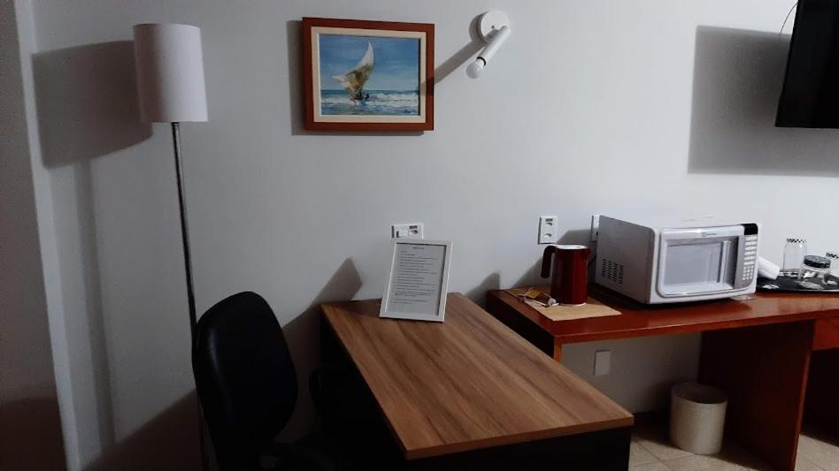 Flat A 2 Quadras Da Av Beira Mar, Um Dos Principais Pontos Turisticos De Fortaleza. Exterior foto
