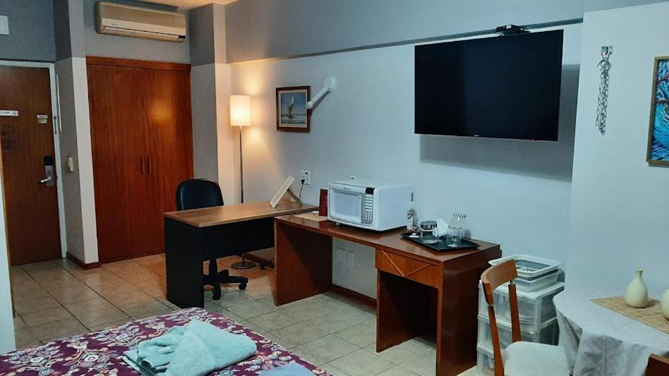 Flat A 2 Quadras Da Av Beira Mar, Um Dos Principais Pontos Turisticos De Fortaleza. Exterior foto